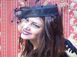 MissAracely - Spectacle sexy avec cette éclatante jeune camgirl très sexy occidentale sur Xlovecam.com 