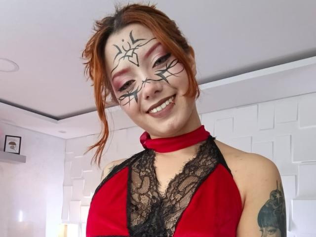 EmmaThomsonn - Live sex cam - 27093111