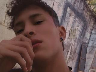 ErosAndree - Live porn &amp; sex cam - 27097752