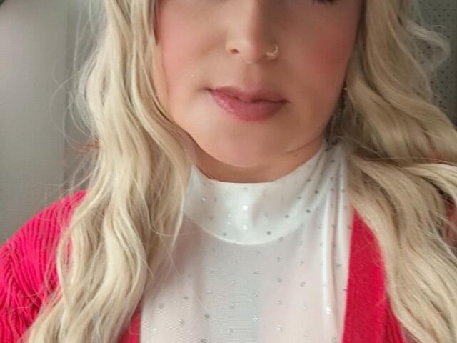 AlessadraJones - Live porn &amp; sex cam - 27098655