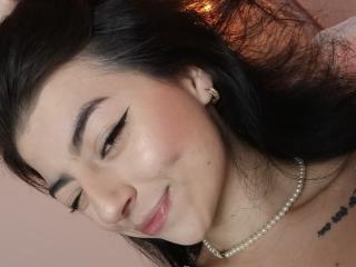 AnntonellaWatson - Live Sex Cam - 27108588