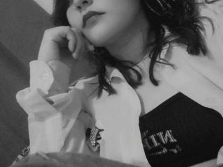 KhloeGarcia - Live sex cam - 27109568