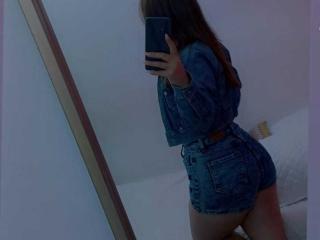 KhloeGarcia - Sexe cam en vivo - 27109589