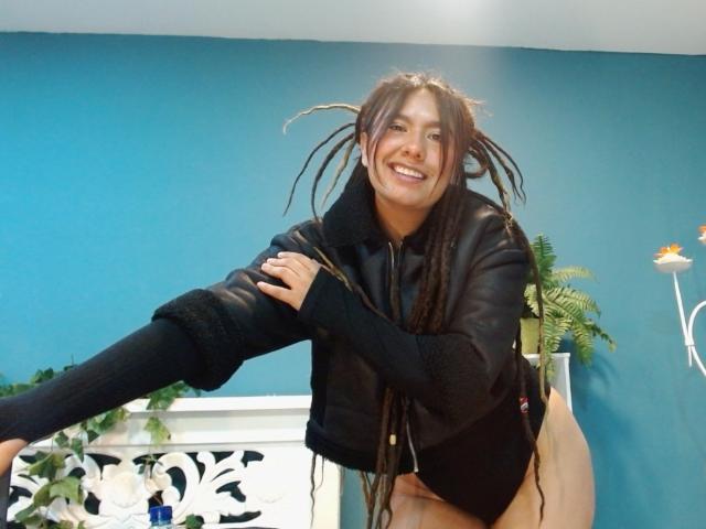 BeckyHuston - Live sex cam - 27111283