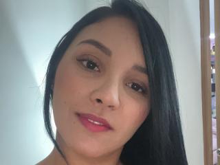 YessiJaymes - Live sex cam - 27114832
