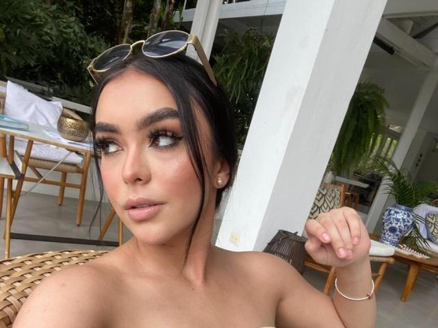 AntonellaWatson - Live porn &amp; sex cam - 27115133