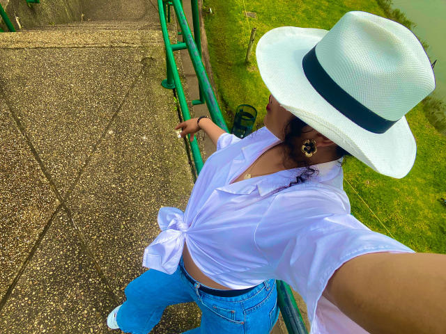 SophieSonyas - Live Sex Cam - 27120635