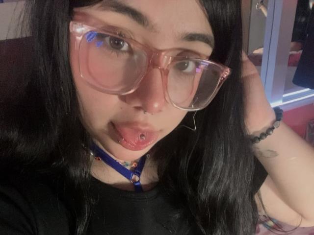 AmaraKazumi - Porno na żywo i seks kamera - 27123379