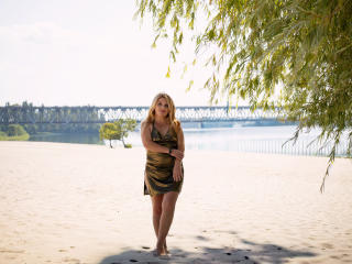 JulyaBailly - Live porn &amp; sex cam - 27128545