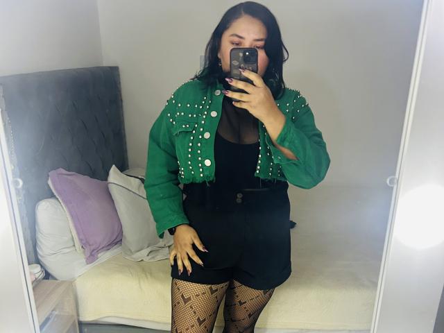 KarlaWild - Live porn &amp; sex cam - 27131709