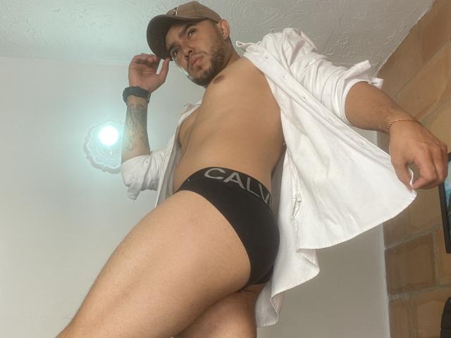 LustByLux - Live sex cam - 27132689