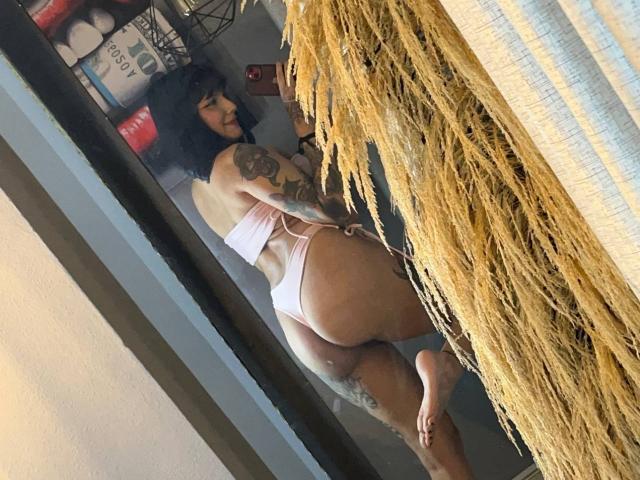 VictoriaVicious - Live Sex Cam - 27135580