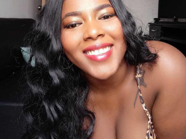 MacarenaBoobs - Live Sex Cam - 27136189