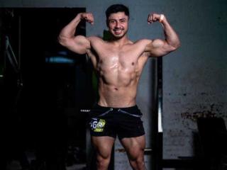 Thomaskiing - Live porn &amp; sex cam - 27137120