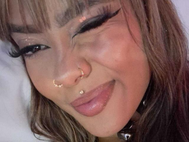 AmelieDuvall - Live sex cam - 27144197