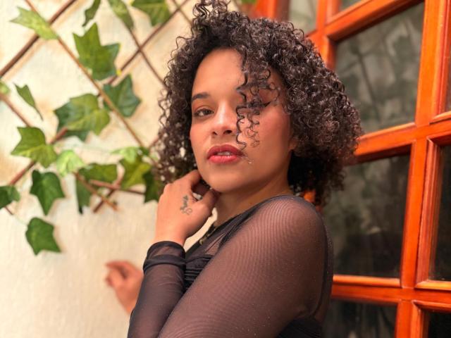 CattaleyaMolina - Live sex cam - 27145639