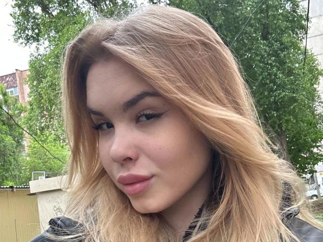 CrystalKiss-hot - Live porn &amp; sex cam - 27148446