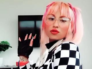 MikaLu - Sexe cam en vivo - 27160808