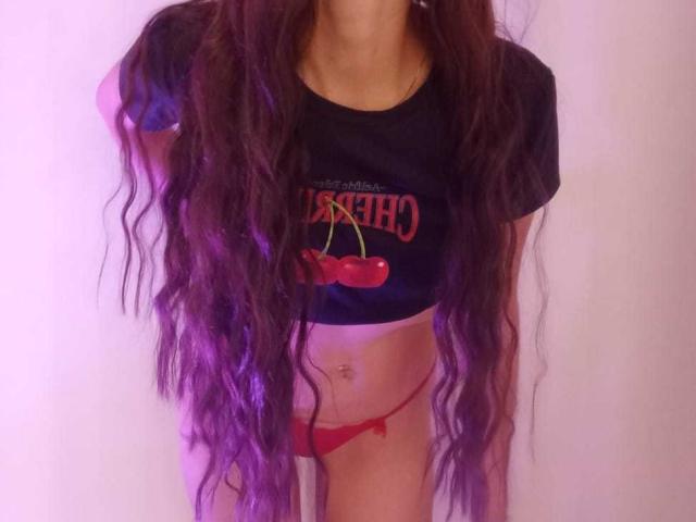 LucyWaw - Live sexe cam - 27177258