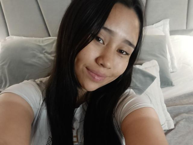 Karollteyes - Live porn &amp; sex cam - 27180037