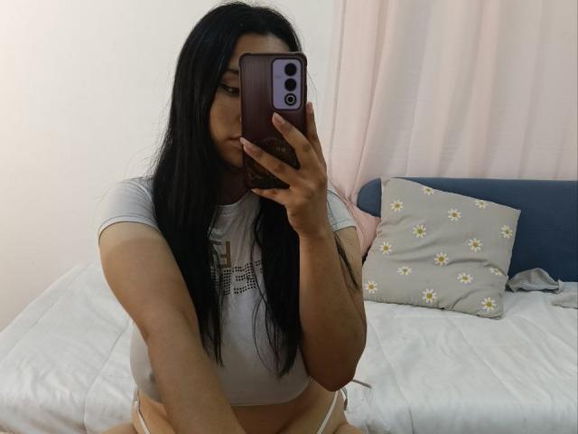 Karollteyes - сексуальная веб-камера в реальном времени - 27180058