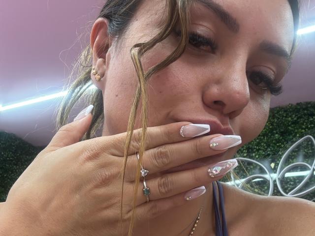 MissAry - Live porn &amp; sex cam - 27181878