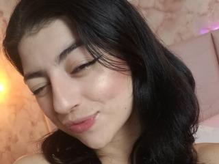 AnntonellaWatson - Live Sex Cam - 27182137