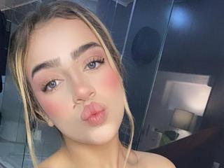 ZhaaviaMoon - Sexe cam en vivo - 27184041