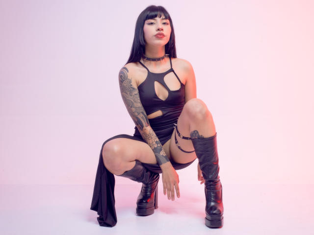 CyberrDolly - Live sex cam - 27184678
