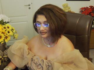 ClassybutNaughty - Live porn &amp; sex cam - 27191356