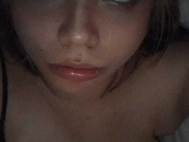 HanniRoss - Live sex cam - 27206000