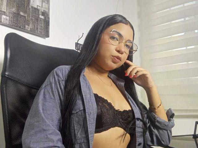 AliceSmity - Live porn &amp; sex cam - 27207386