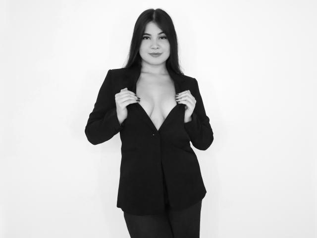 CamilaSofiia - Live porn &amp; sex cam - 27207526