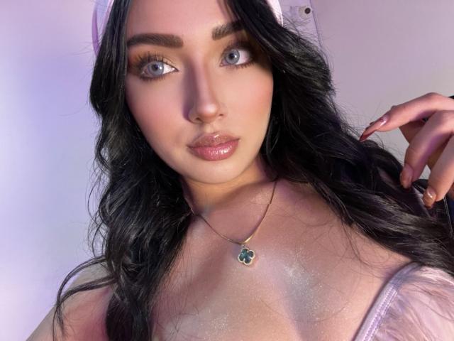 LillyTaylor - Élő pornó és szexkamera - 27225866