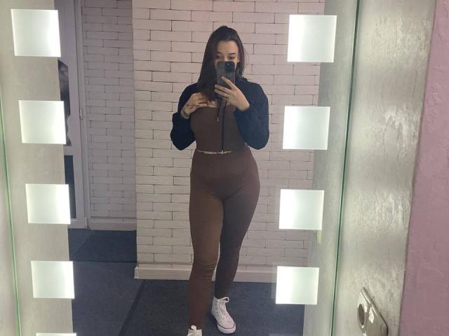 Flimina - Live sex cam - 27231375