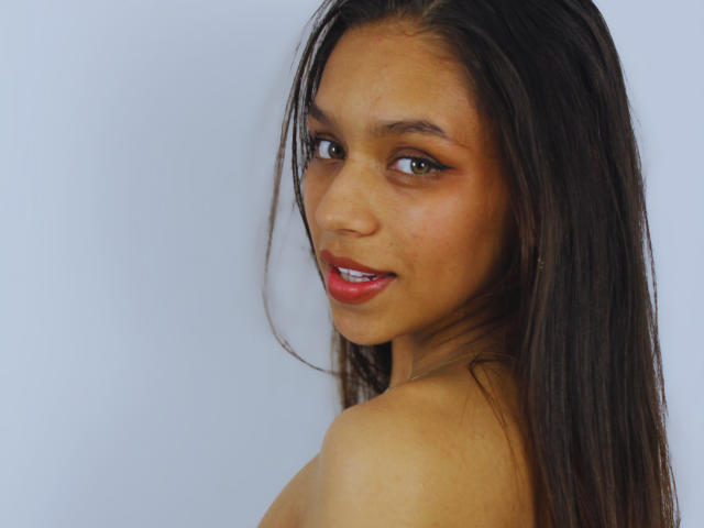 AmberSweetLs - Live porn &amp; sex cam - 27240447