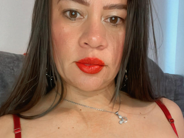 CharllotI - Camera khiêu dâm &amp; quyến rũ trực tiếp - 27240524