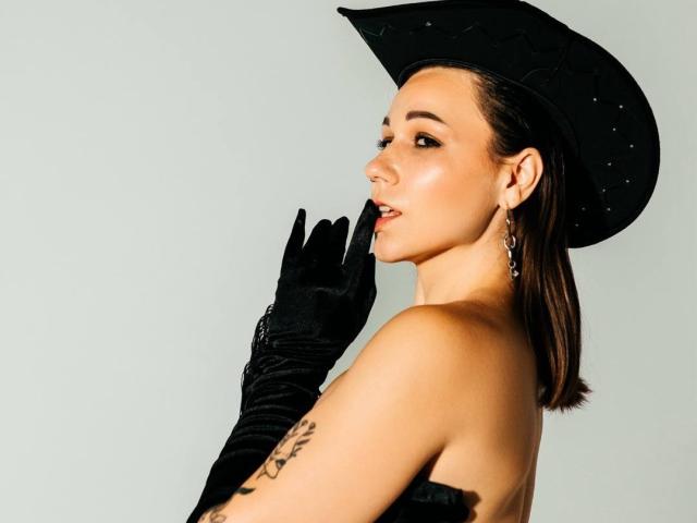 ElissGlow - Live sexe cam - 27241420