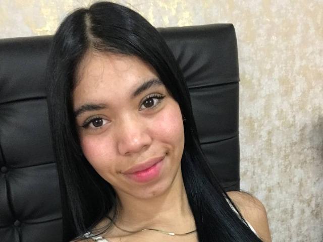 EmaGarces - Live porn &amp; sex cam - 27243331