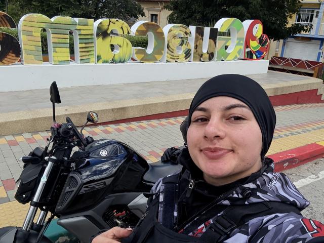 AtheneaRossi - Sexe cam en vivo - 27245515