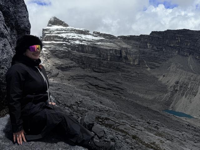 AtheneaRossi - Élő pornó és szexkamera - 27248091