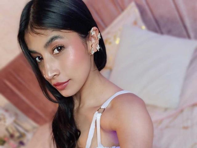 NaiaSanders - Live porn &amp; sex cam - 27249743