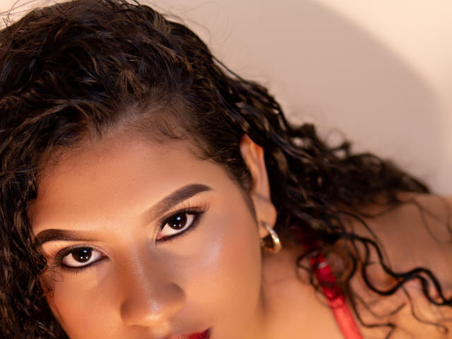 RenataPalmer - Live Sex Cam - 27260166