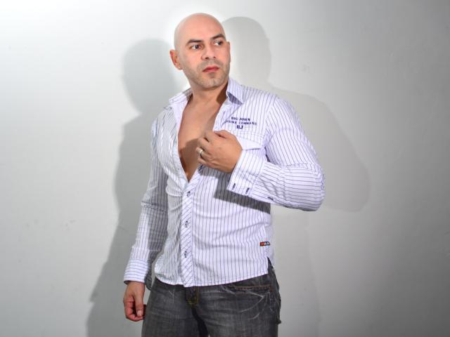 BenjaminSex - Sexe cam en vivo - 2726210