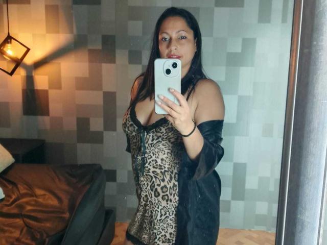 ScarlettBarness - Live porn &amp; sex cam - 27263470
