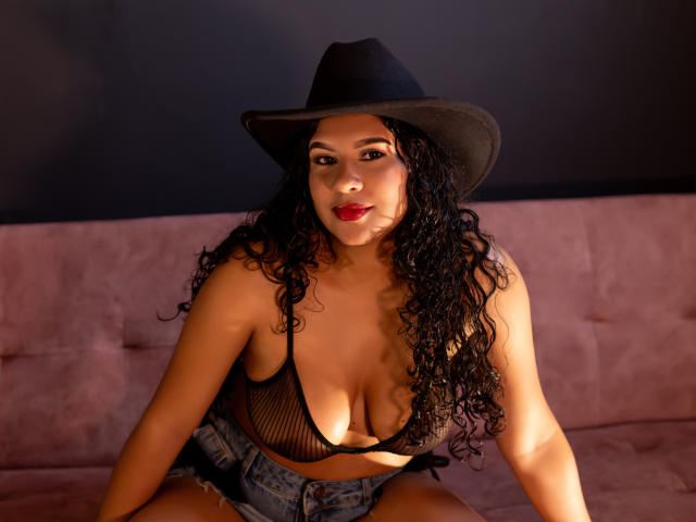 RenataPalmer - Live sex cam - 27264793