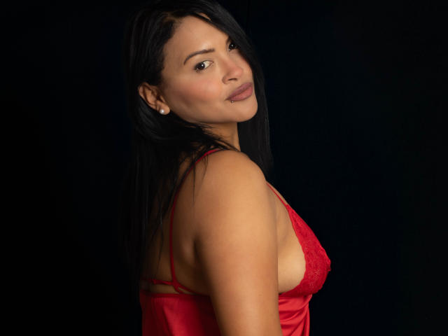 EstrellaSmmith - Live porn &amp; sex cam - 27269811