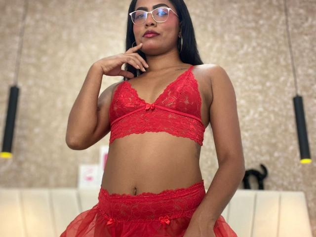 ChloeBrownOne - פורנו בשידור חי ומצלמת סקס - 27270039