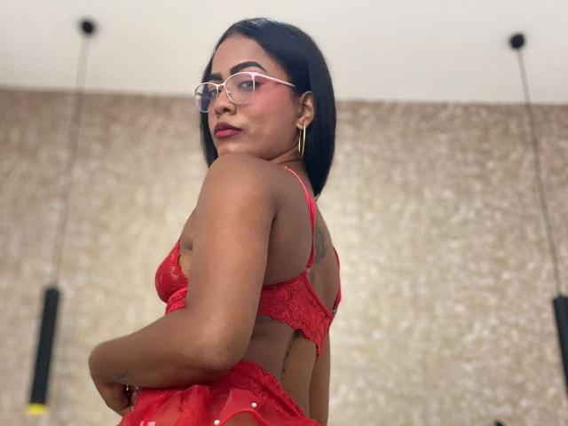 ChloeBrownOne - Live sex cam - 27270051