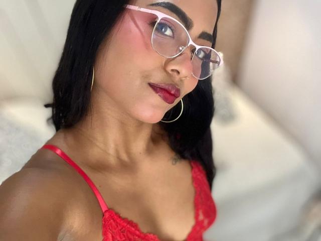 ChloeBrownOne - Camera khiêu dâm &amp; quyến rũ trực tiếp - 27270063